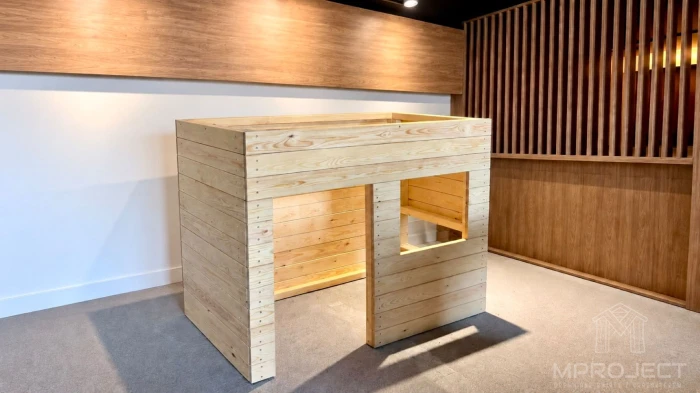 Holz-Spielhaus, Versteck und Rückzugsort fürs Kinderzimmer