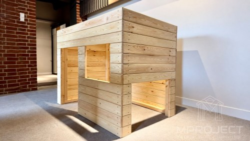 Holz-Spielhaus, Versteck und Rückzugsort fürs Kinderzimmer