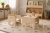 Kinderschreibtisch aus Holz im Montessori-Stil
