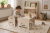 Kinderschreibtisch aus Holz im Montessori-Stil